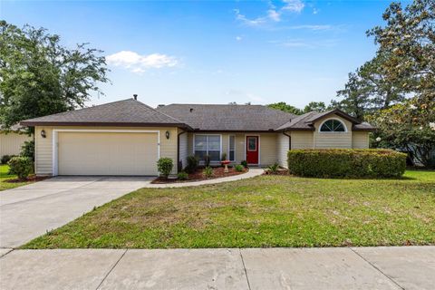 Photo of 8707 NW 10th Place, Gainesville, FL 32606 (MLS # GC530634)