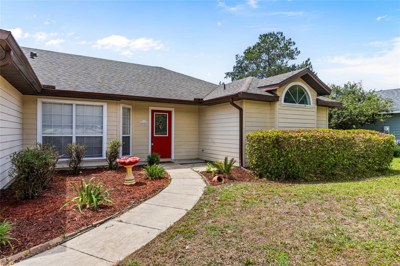 8707 NW 10TH PLACE
