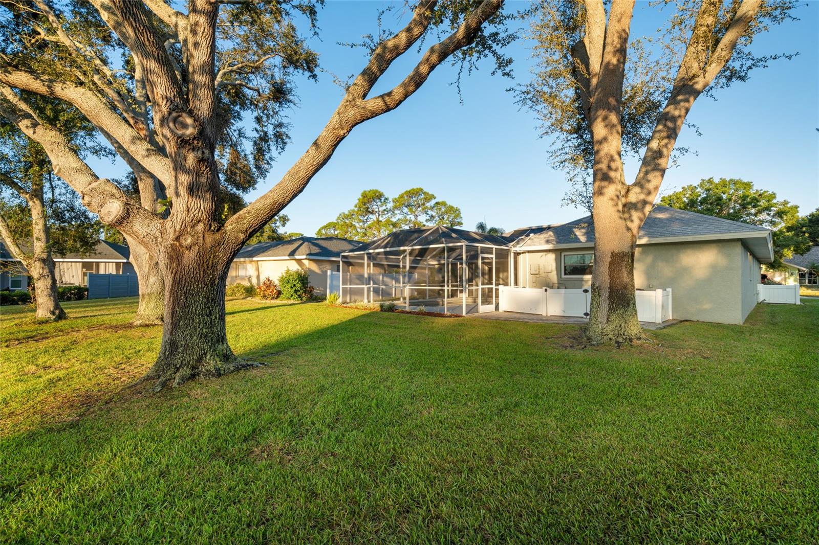 3461 CRYSTAL LAKES COURT