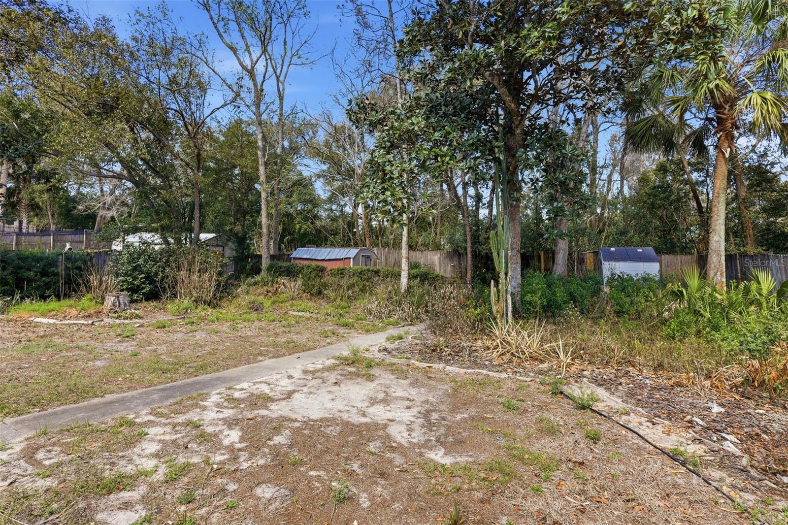 SANDY PINES - Residential