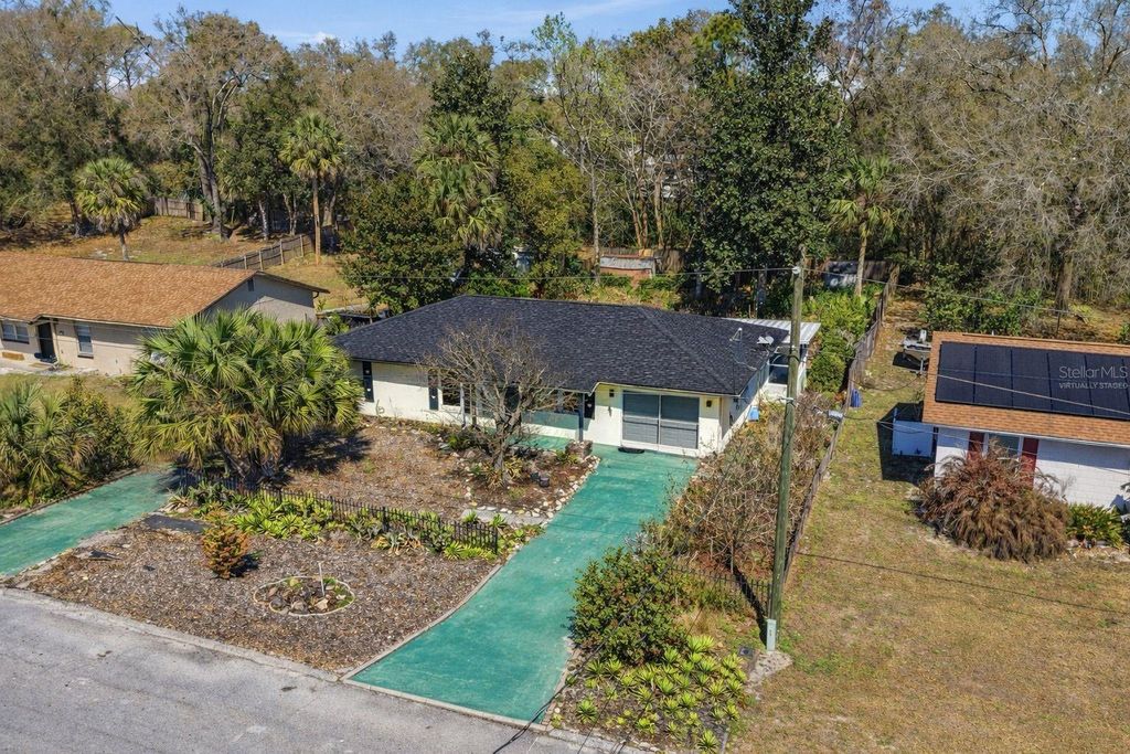 Photo of 525 Sandy Pines Drive, Orange City, FL 32763 (MLS # V4947685)