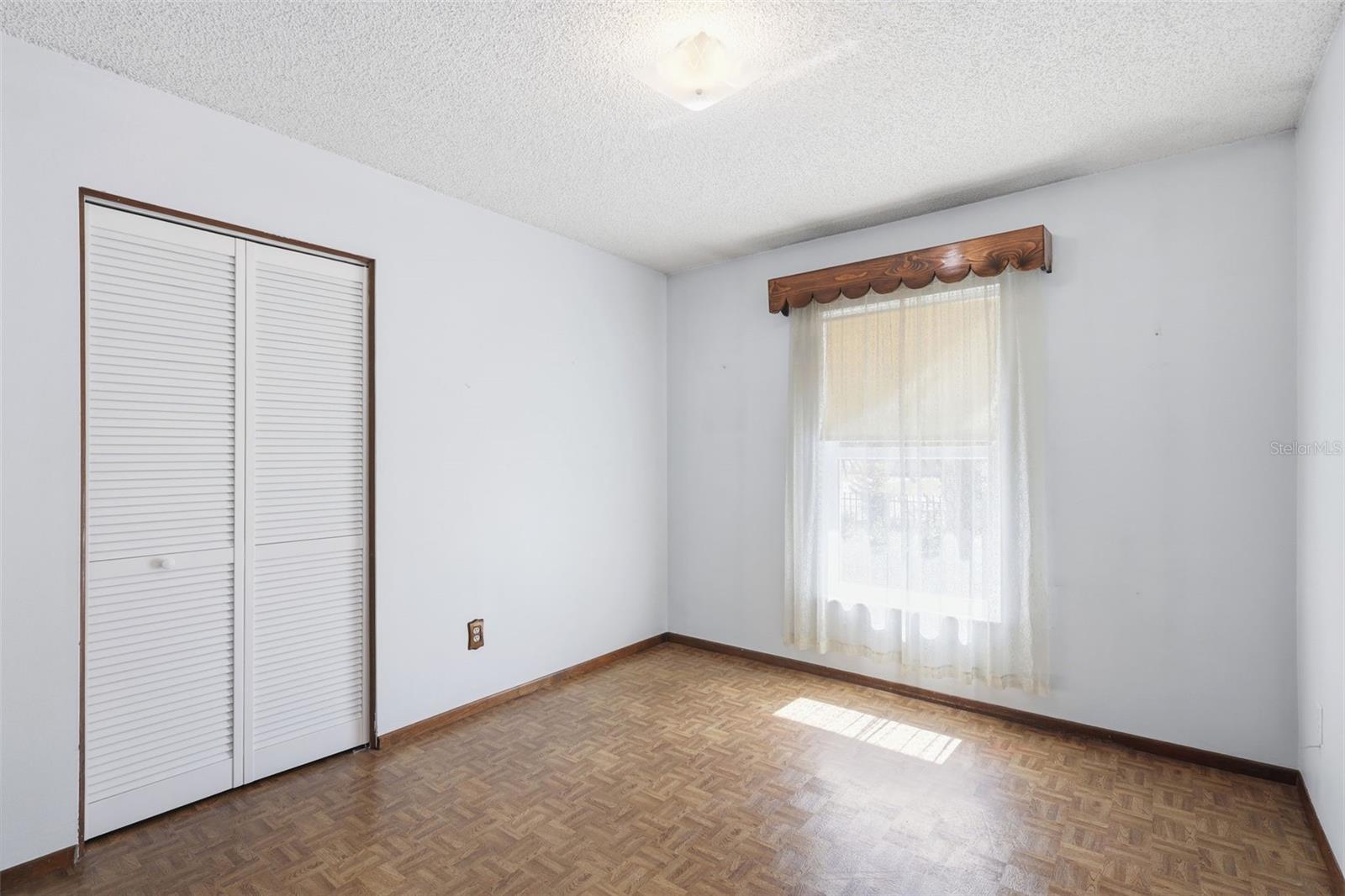 SANDY PINES - Residential