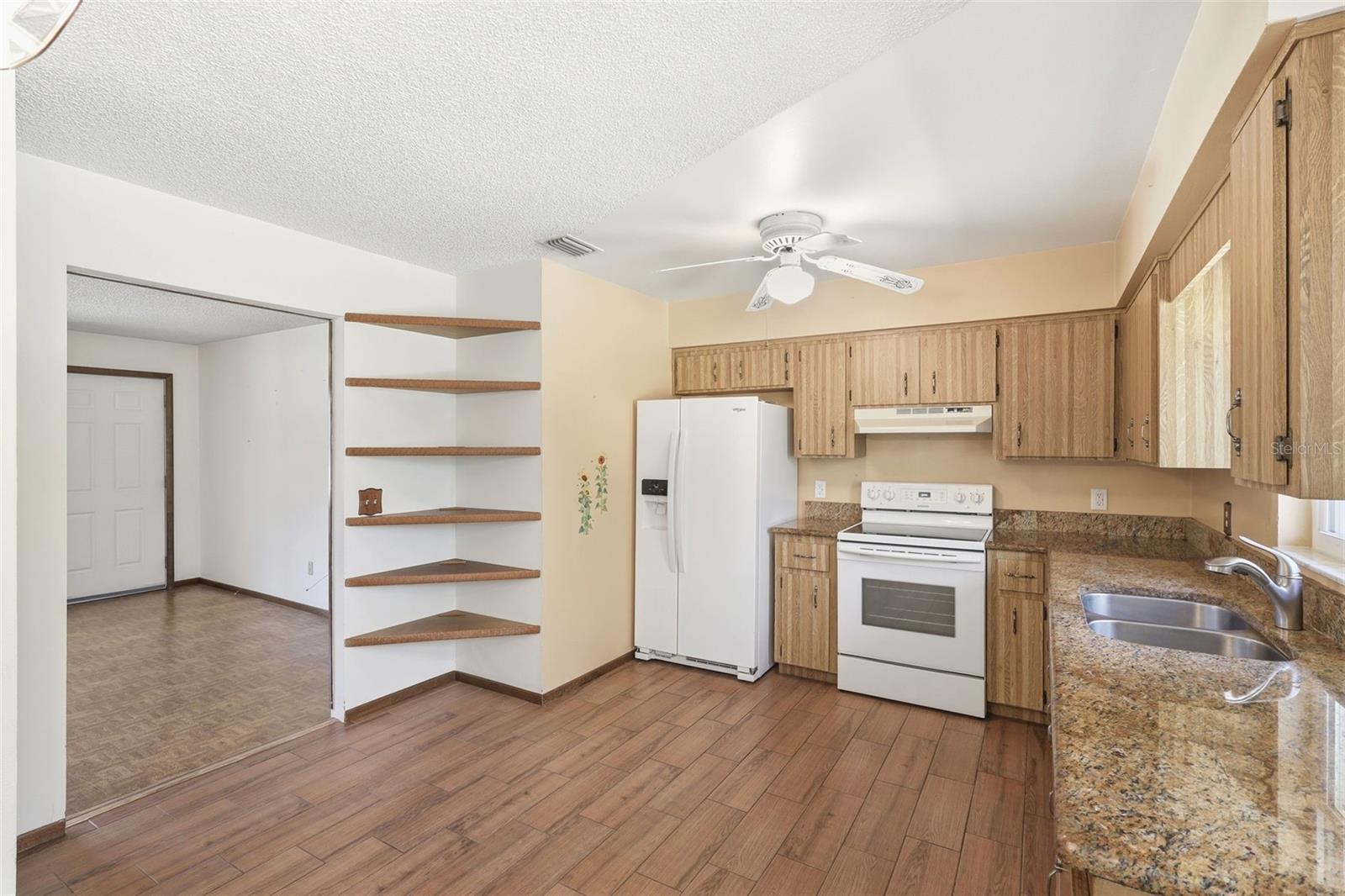 SANDY PINES - Residential