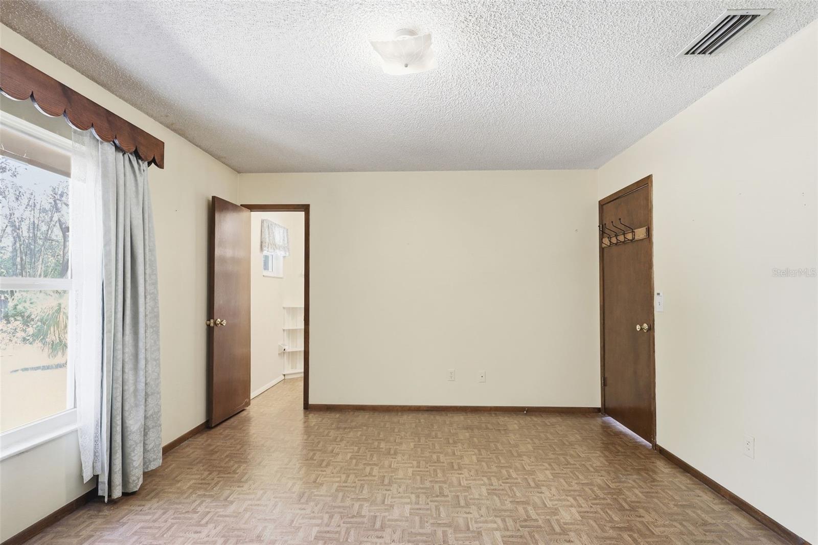 SANDY PINES - Residential