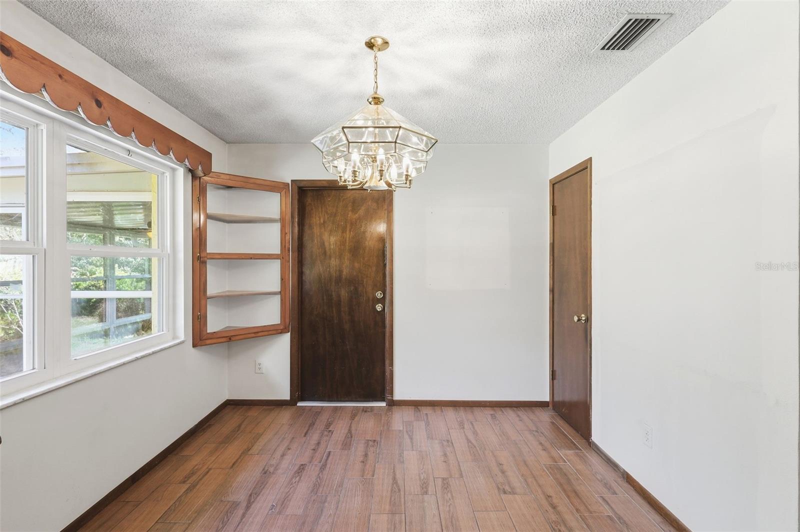 SANDY PINES - Residential