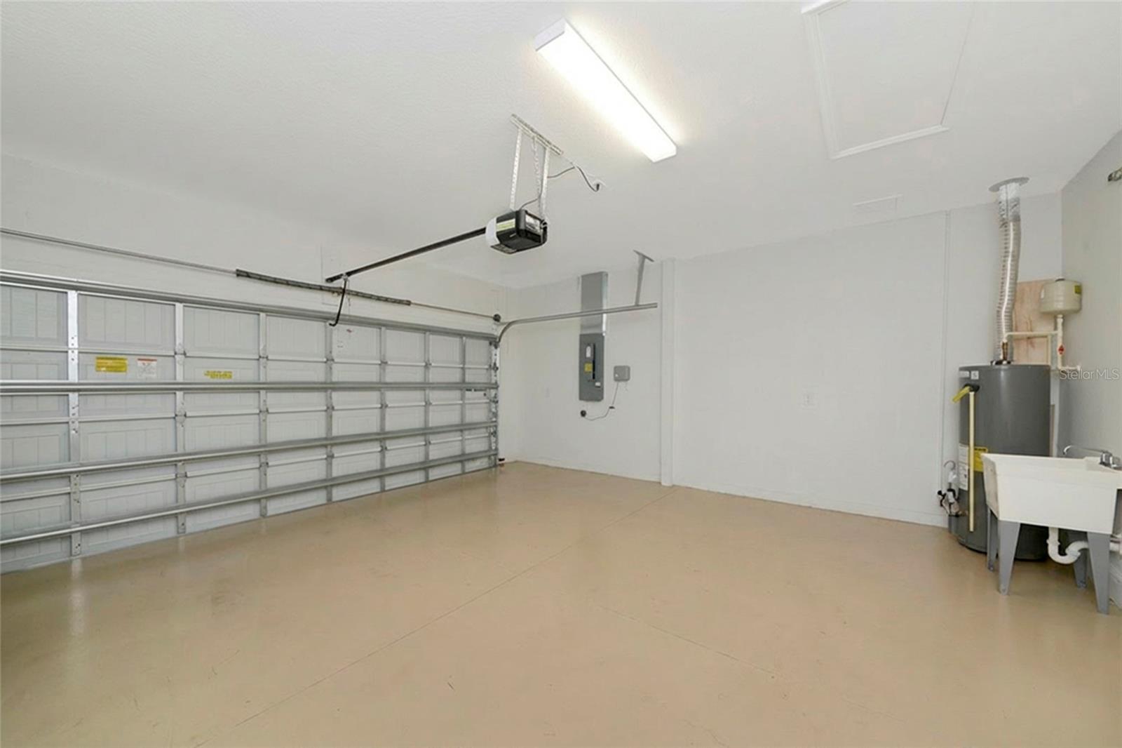 SILVERLEAF PH VI - Residential