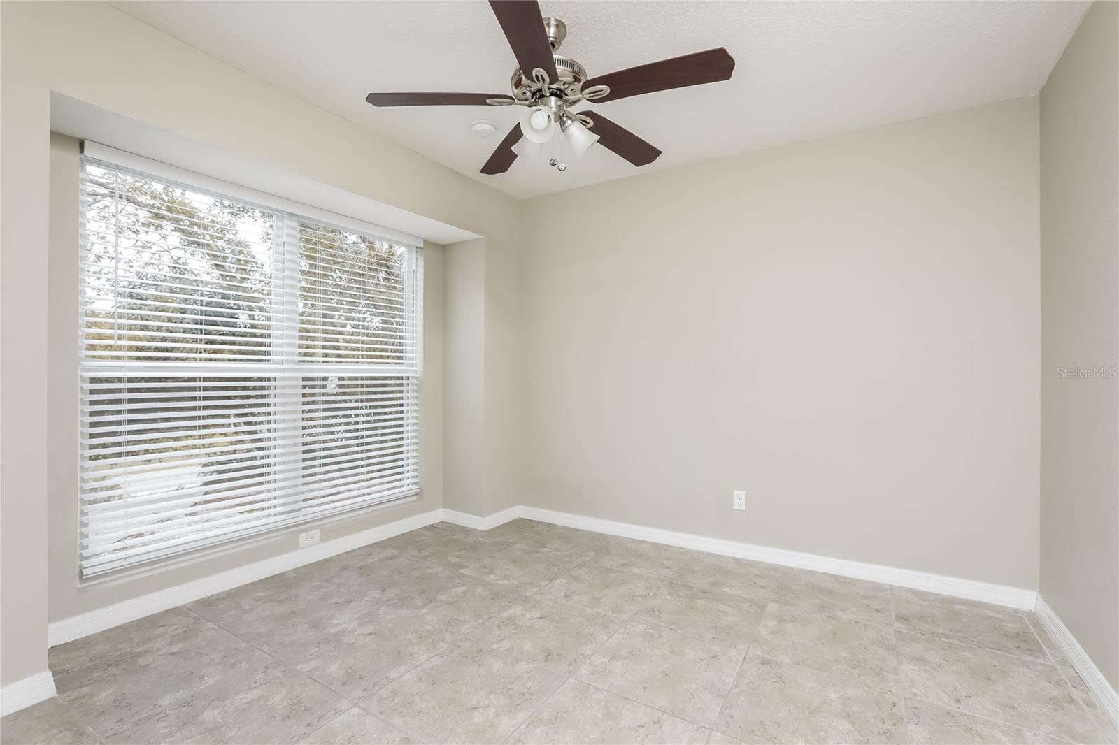 DELTONA LAKES UNIT 04 - Residential Lease