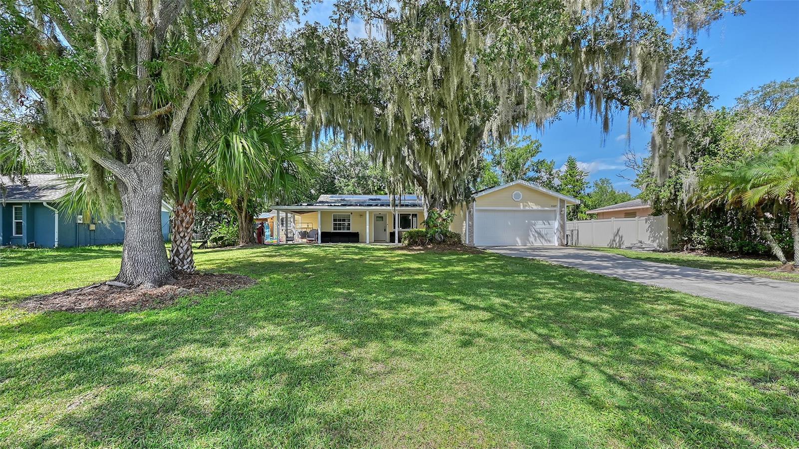 5107 WOODLAWN CIRCLE W, PALMETTO, FL, 34221 1 5107 WOODLAWN CIRCLE W
