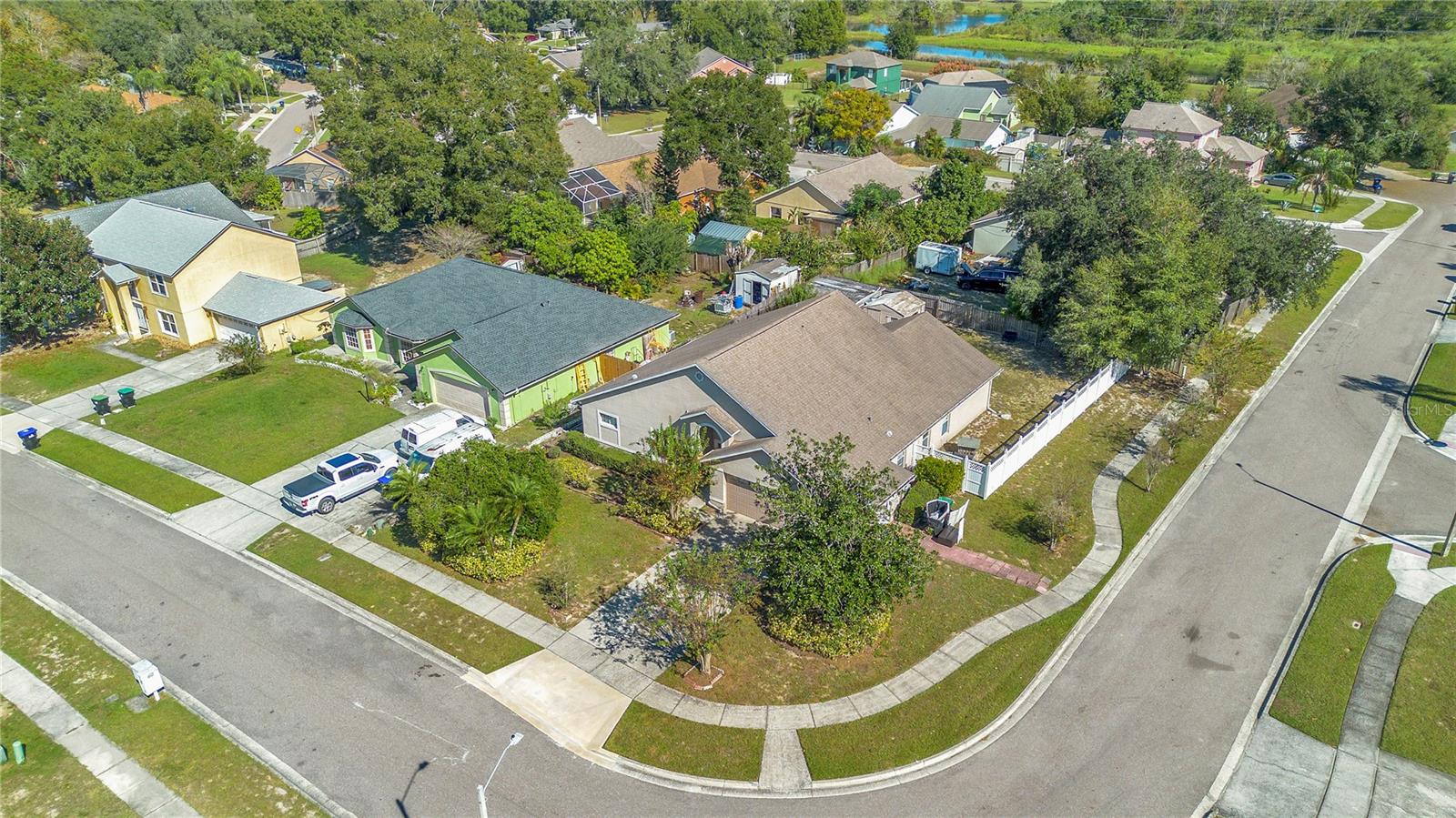 LONG LAKE SHORES - Residential