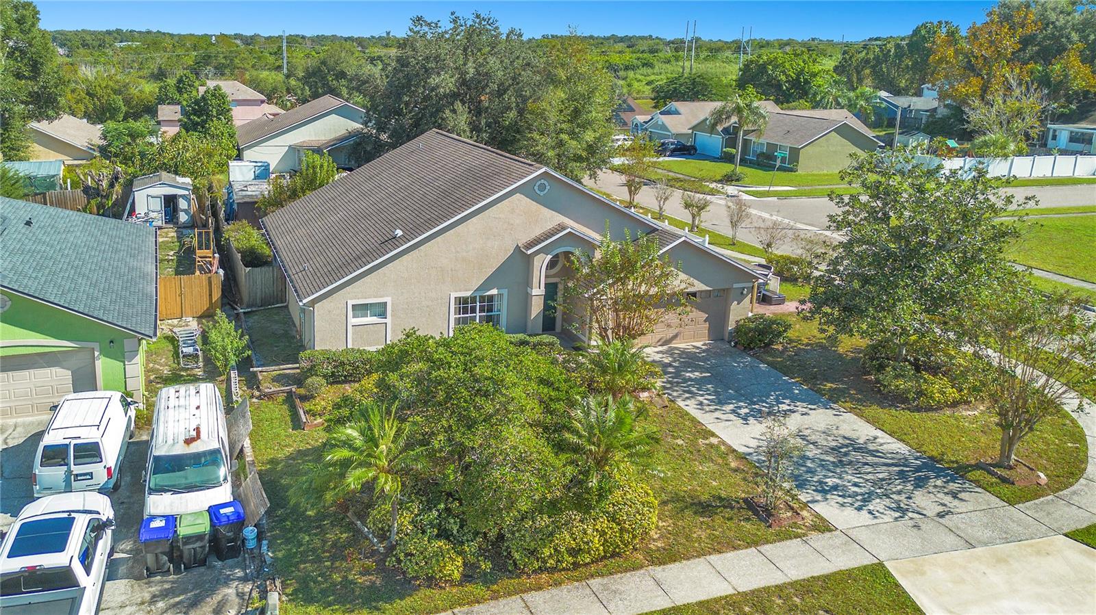 LONG LAKE SHORES - Residential