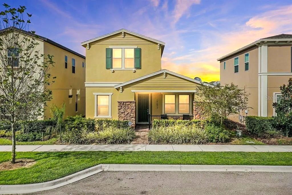 WATERSIDE/JOHNS LAKE PH 2A - Residential Lease