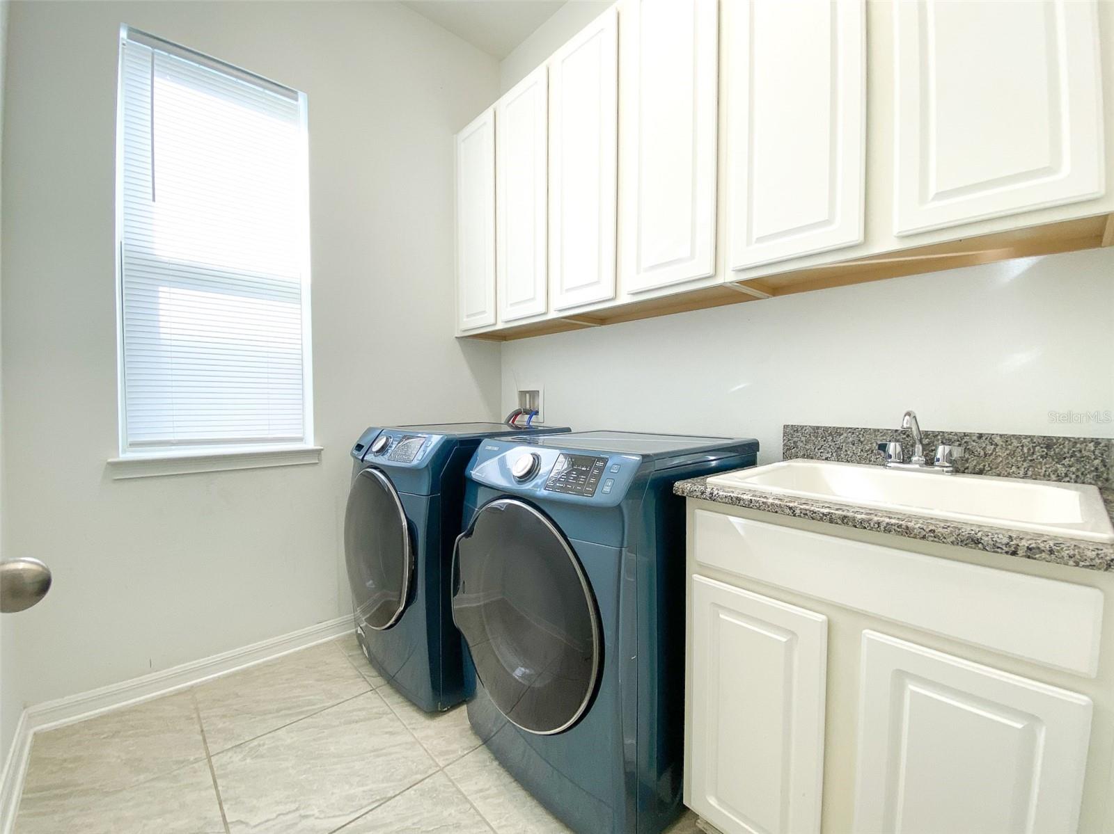 WATERSIDE/JOHNS LAKE PH 2A - Residential Lease