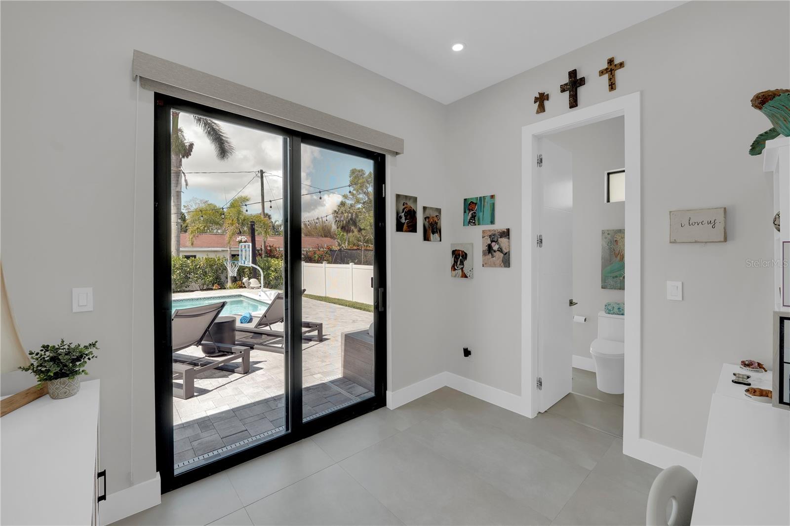 HARBOR CLUB - Residential