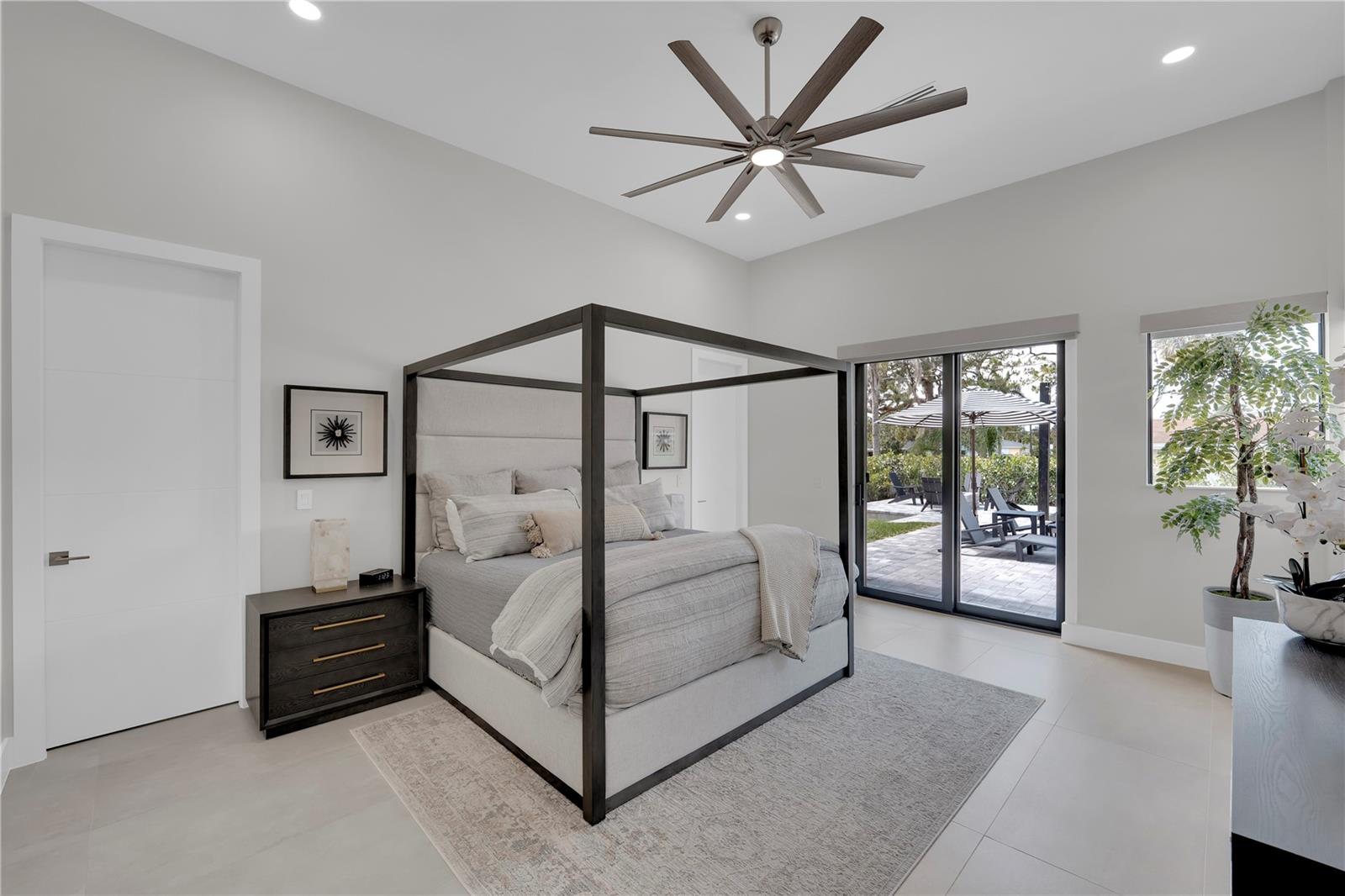 HARBOR CLUB - Residential