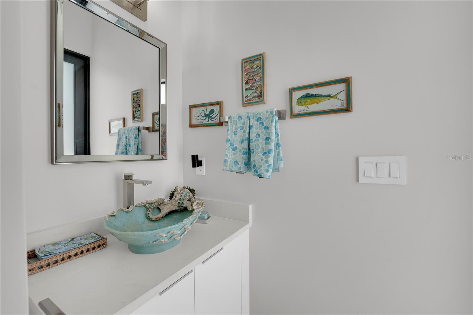 HARBOR CLUB - Residential