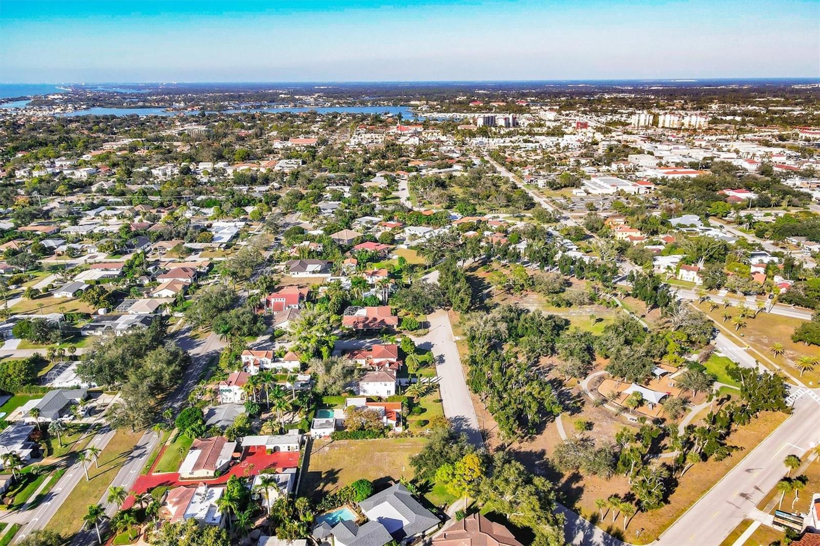 VENEZIA PARK SEC OF VENICE - Residential