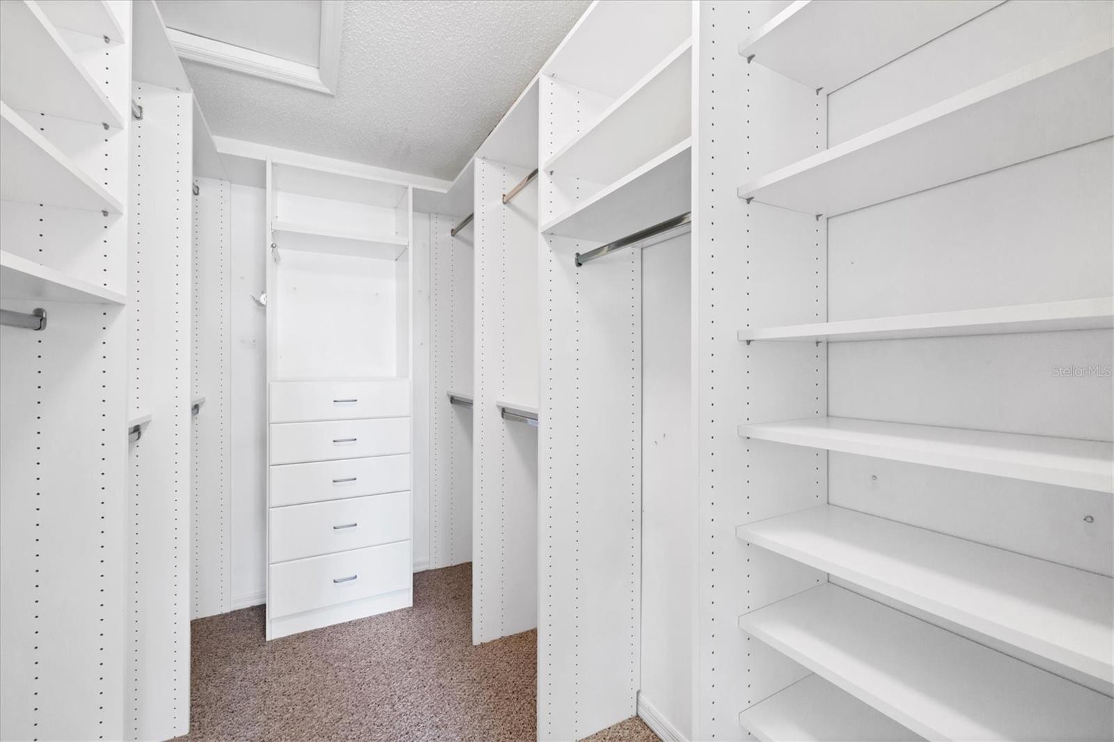 VENEZIA PARK SEC OF VENICE - Residential