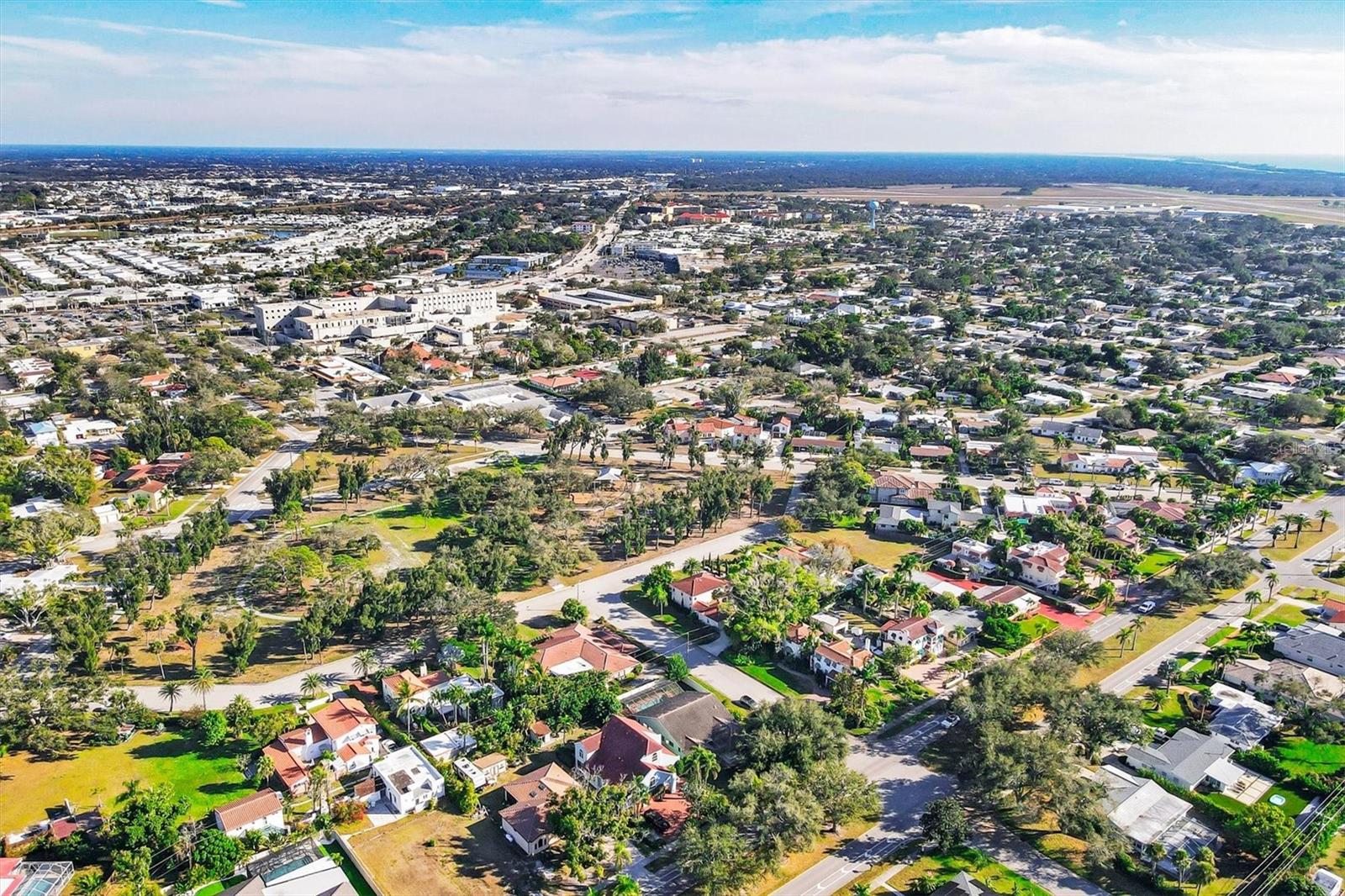 VENEZIA PARK SEC OF VENICE - Residential