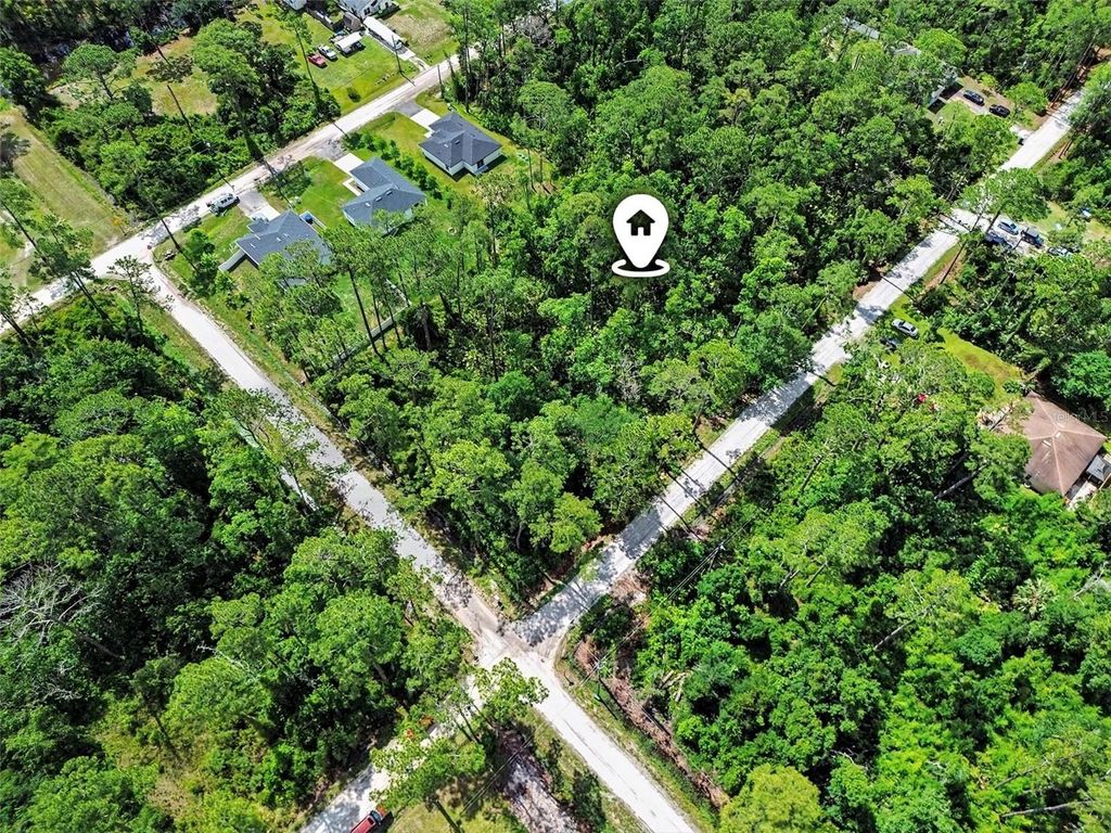 Photo of 1465 East Parkway, Deland, FL 32724 (MLS # TB8514497)