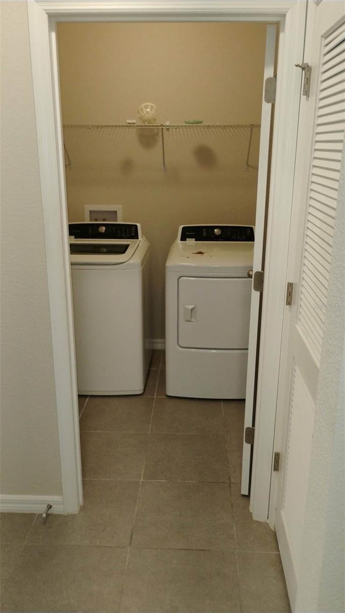 HIGH RDG VILLAGE - Residential