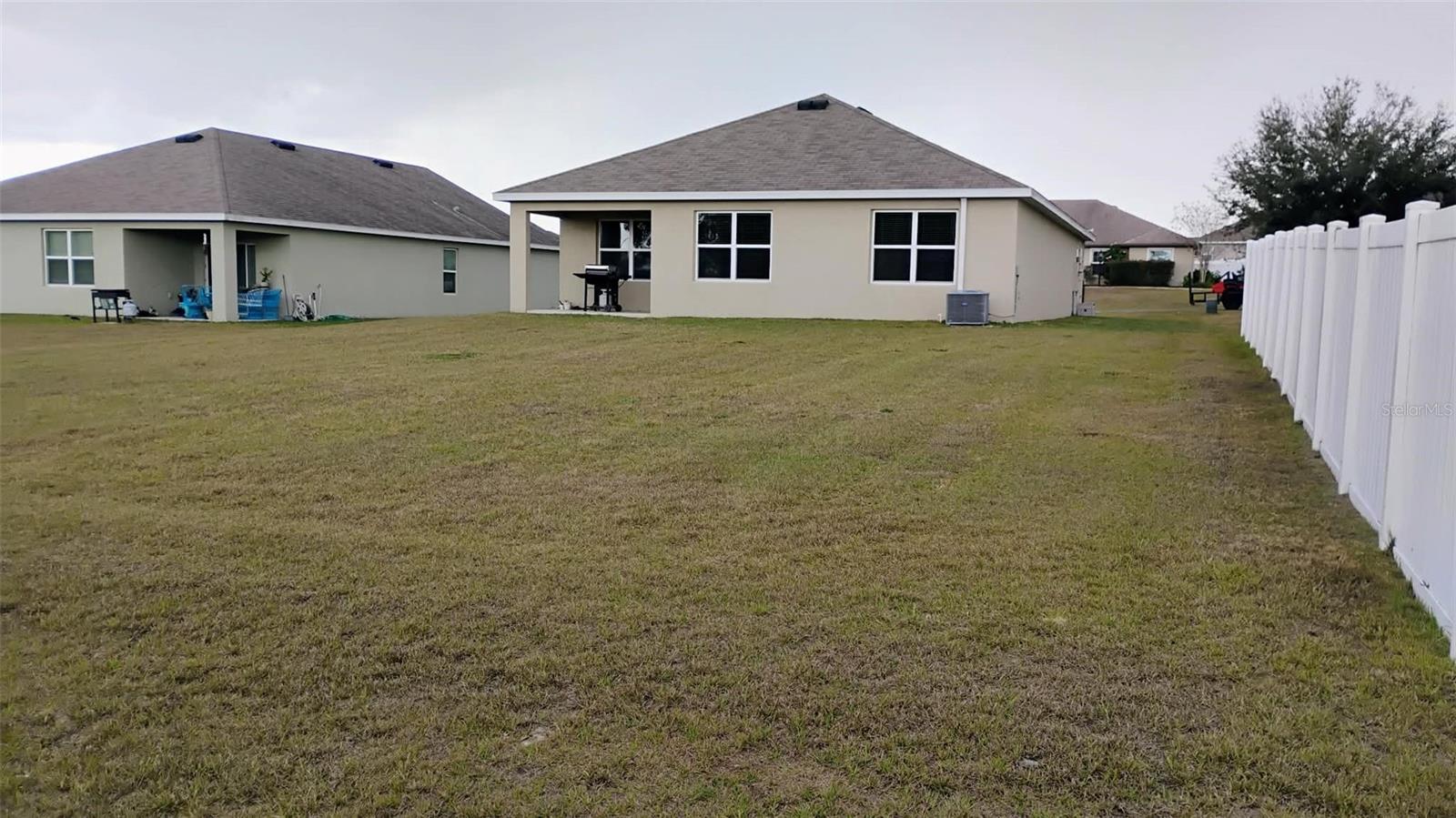 HIGH RDG VILLAGE - Residential