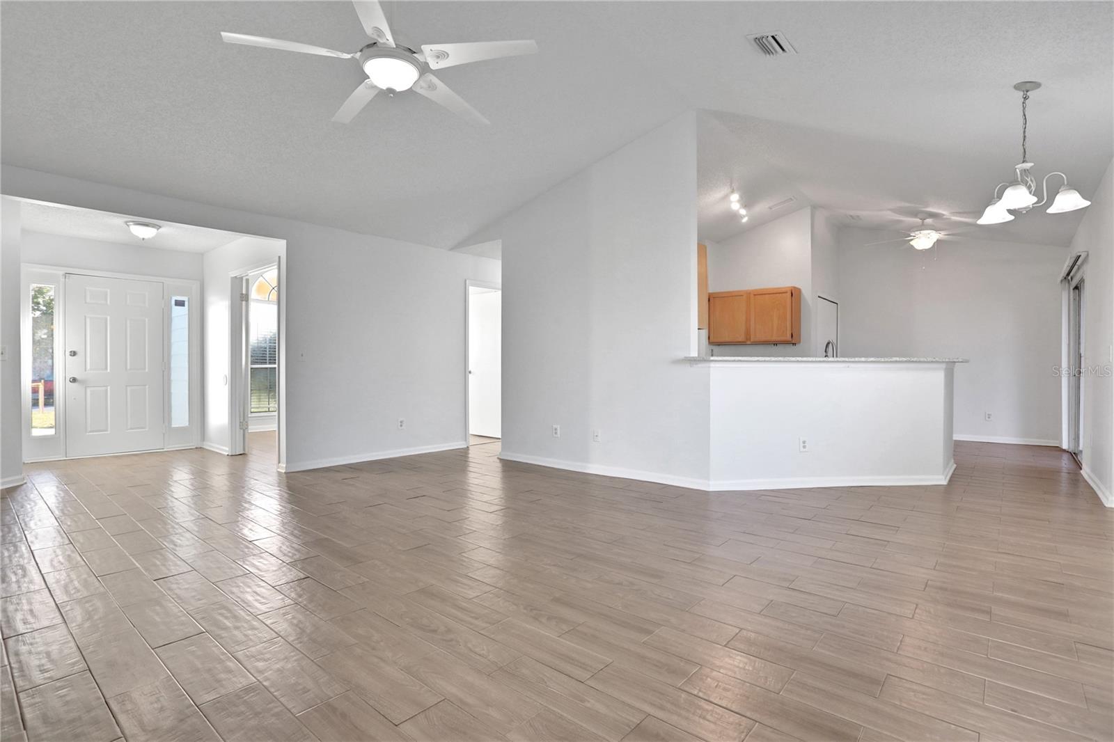 ARBOR POINTE - Residential Lease