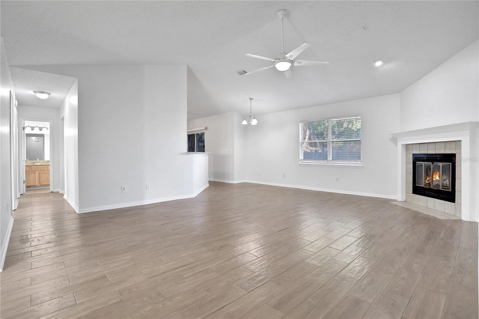 ARBOR POINTE - Residential Lease