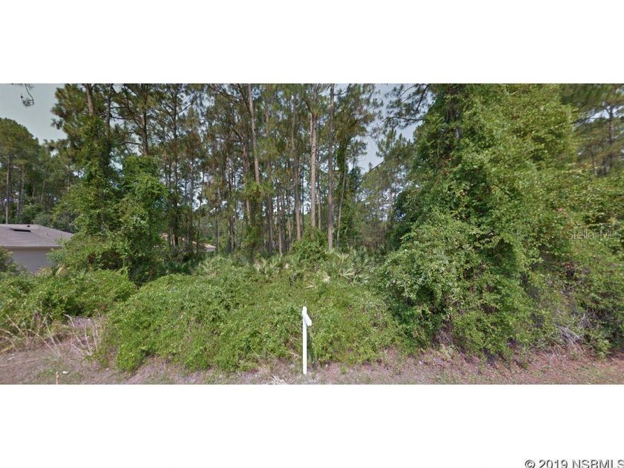 Beautiful lot ready for you to build your dream home.  Lot size is 100 x 125.  Close to the hospital, town center, schools, and I-95.; Cleared: No ;Water: Available at Site