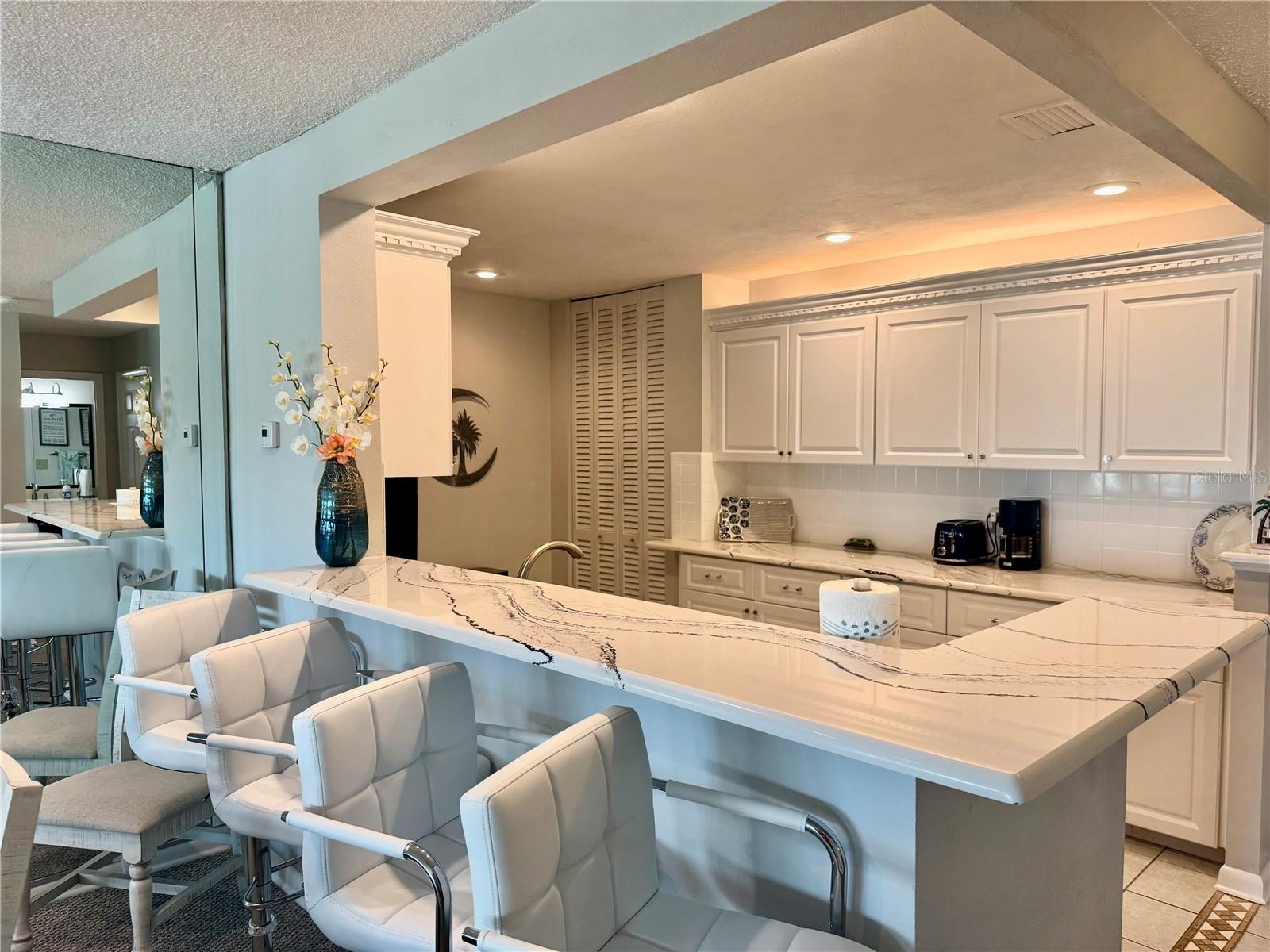 100 BLUFF VIEW DRIVE 105C
