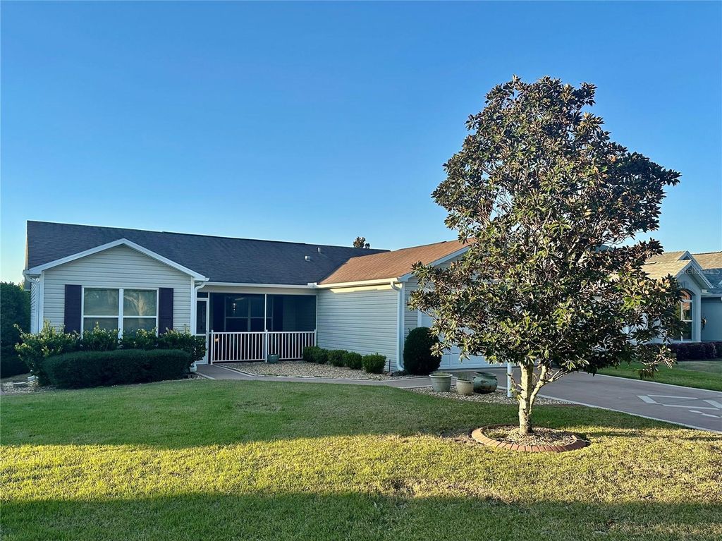 Photo of 2427 Tamarind Grove Run, The Villages, FL 32162 (MLS # G5110493)