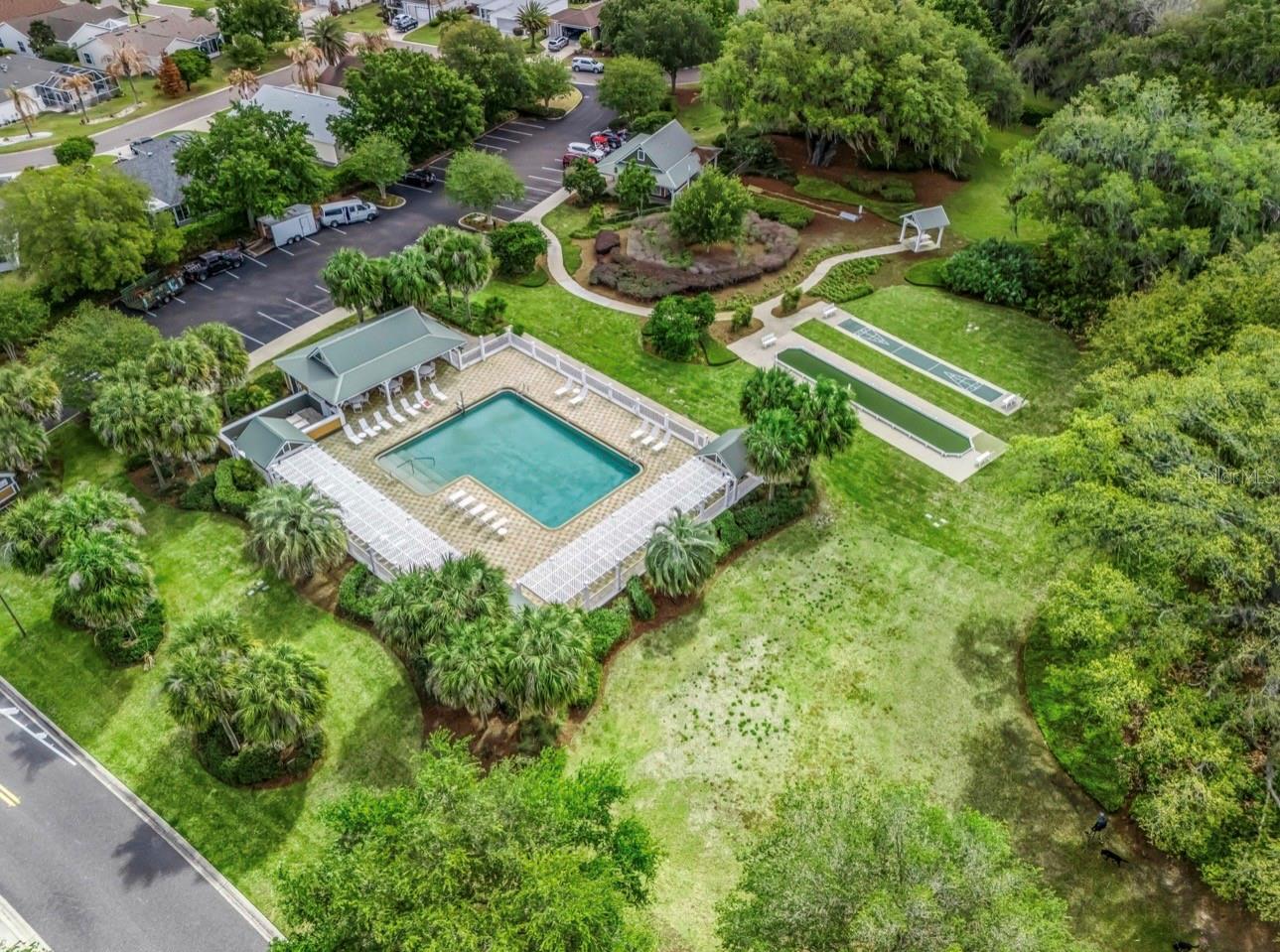 2427 TAMARIND GROVE RUN