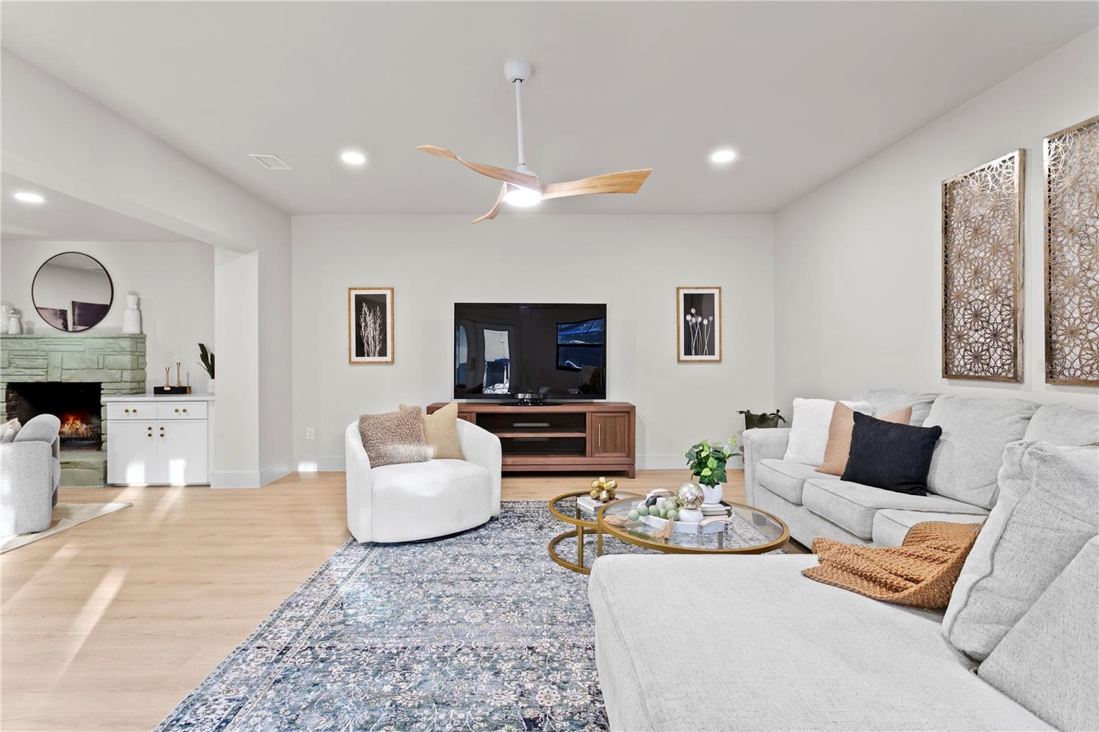 SUNSET PARK - Residential