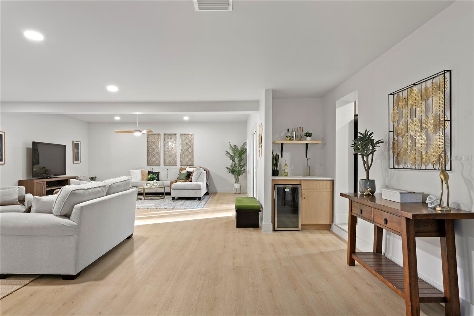 SUNSET PARK - Residential