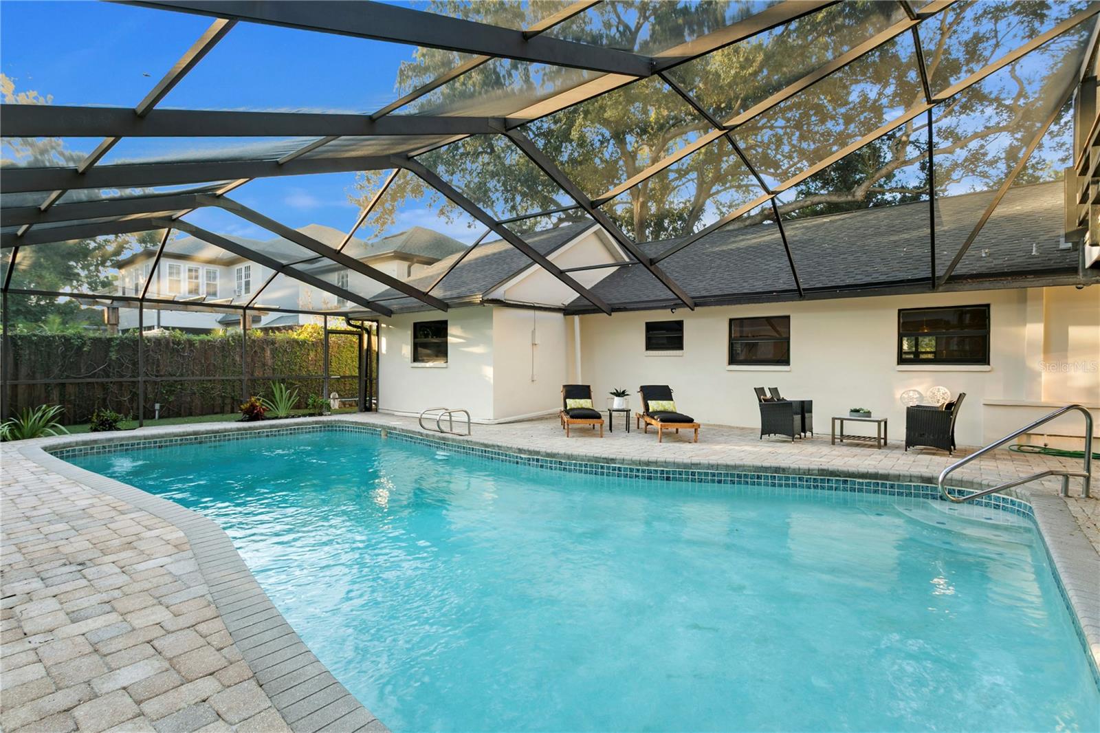 SUNSET PARK - Residential