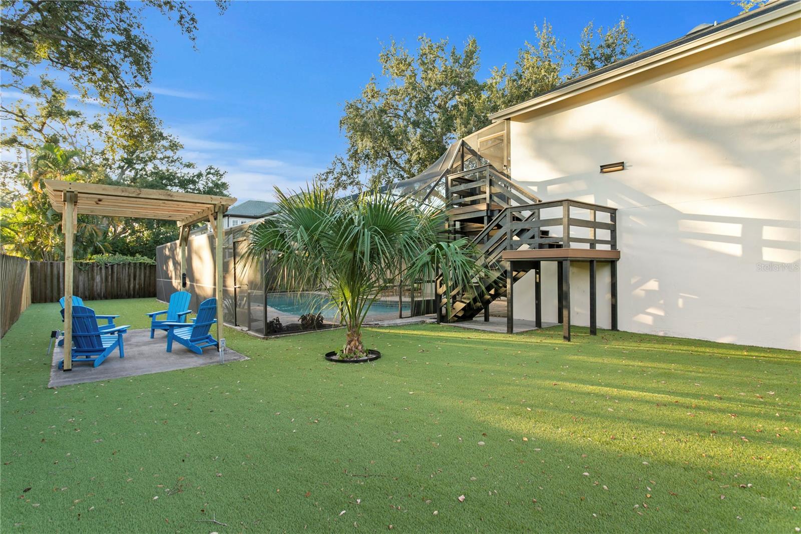 SUNSET PARK - Residential