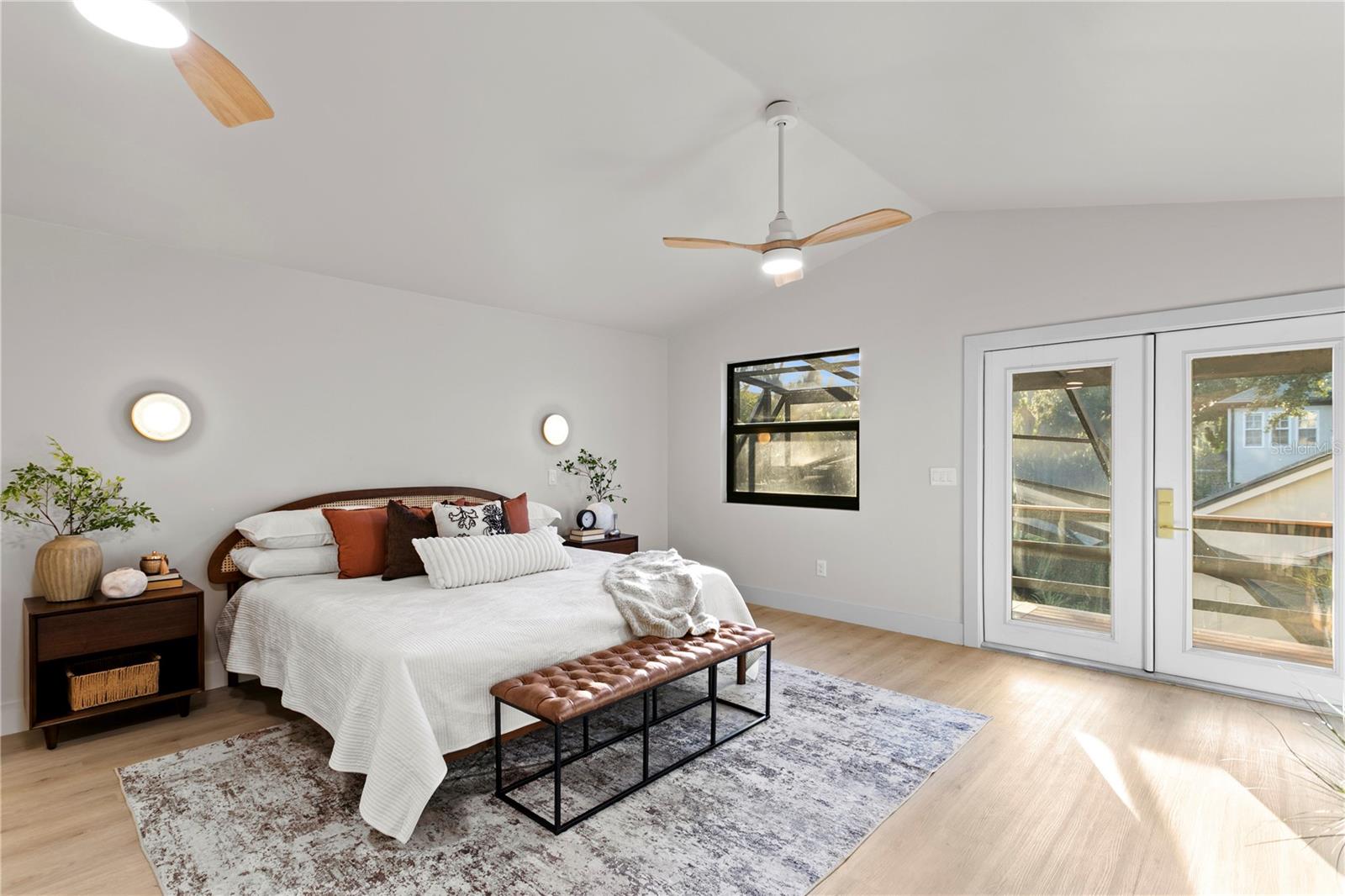 SUNSET PARK - Residential