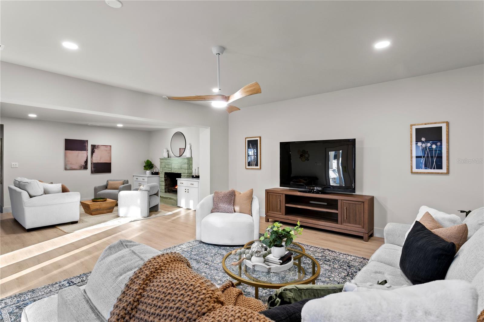 SUNSET PARK - Residential