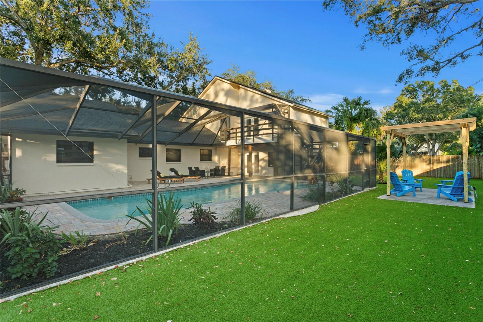 SUNSET PARK - Residential