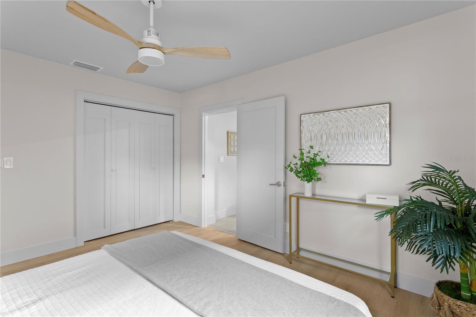 SUNSET PARK - Residential