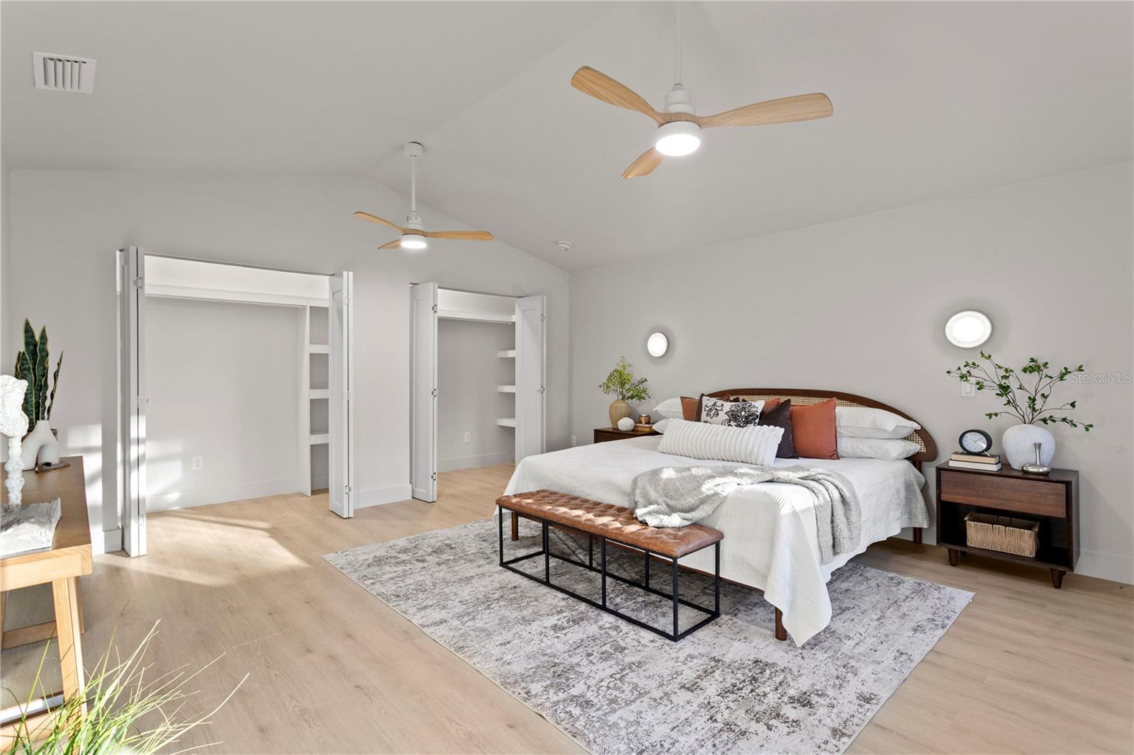 SUNSET PARK - Residential