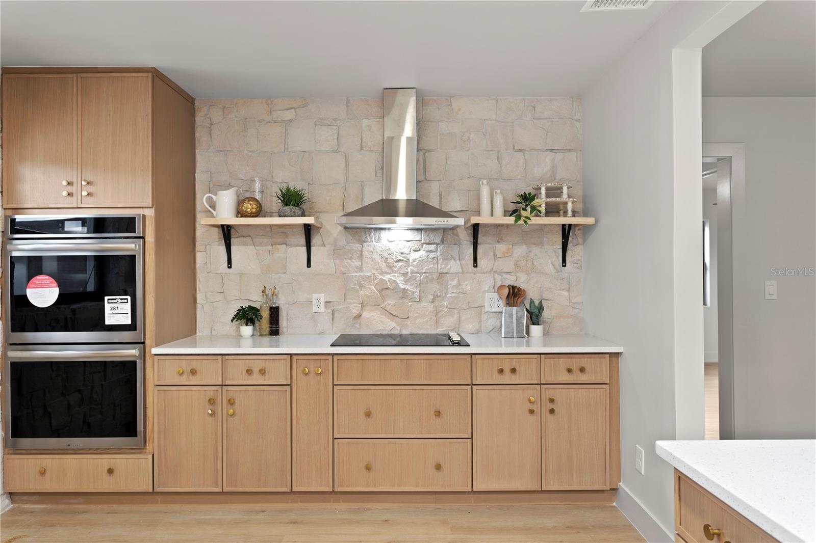 SUNSET PARK - Residential