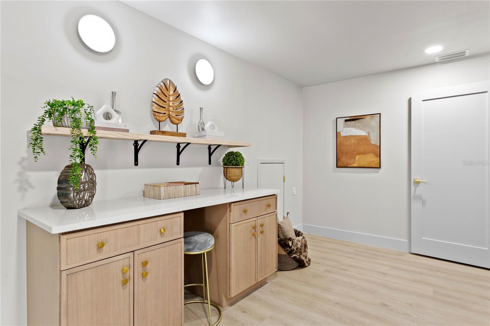 SUNSET PARK - Residential