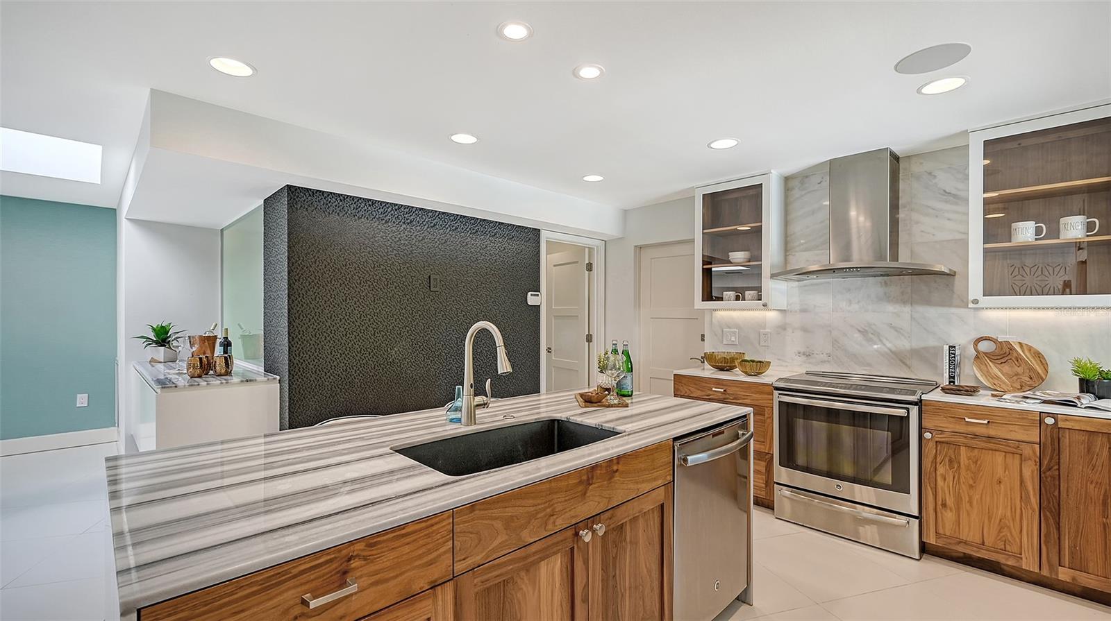 BIRD KEY SUB - Residential