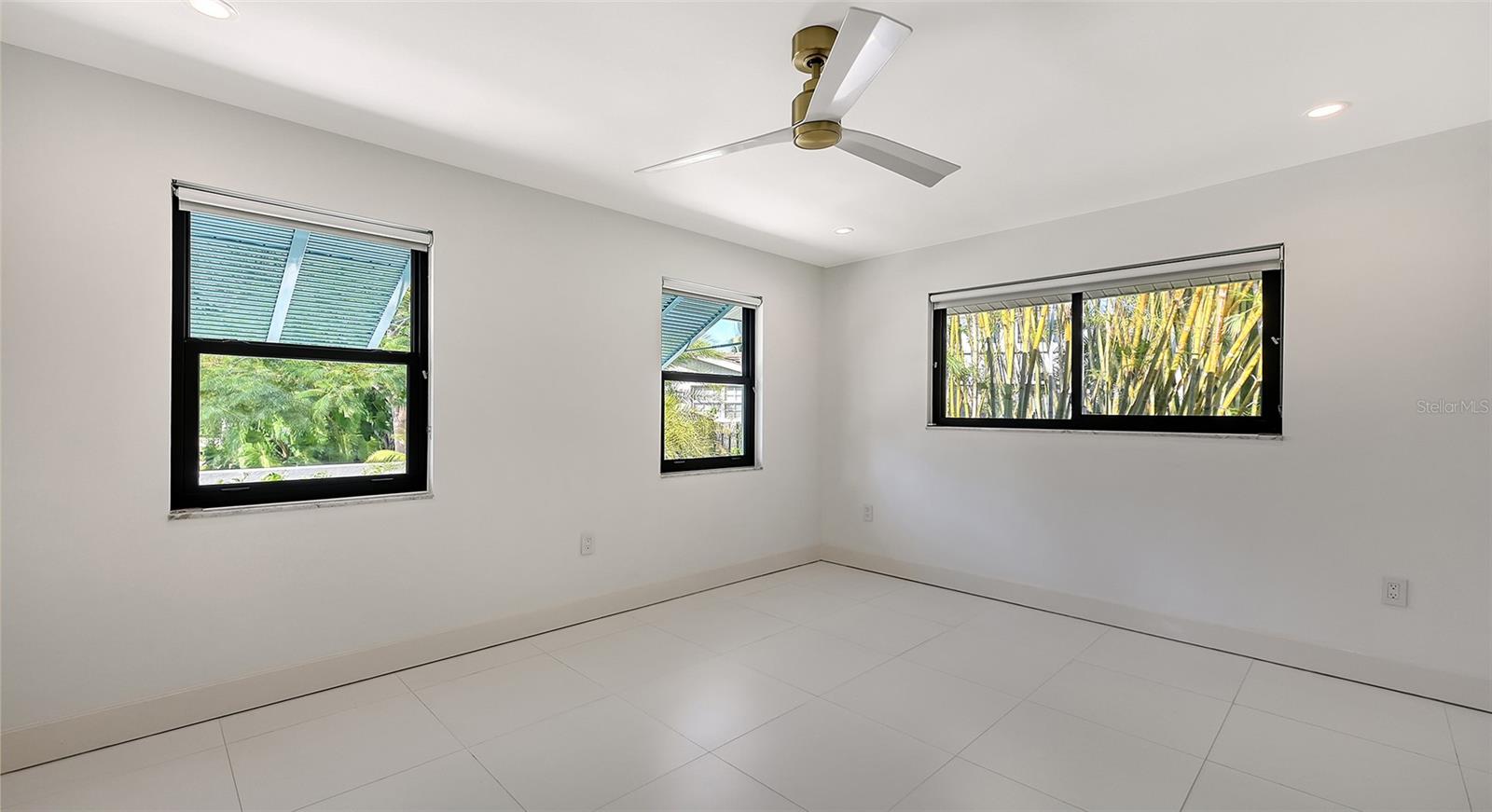 BIRD KEY SUB - Residential