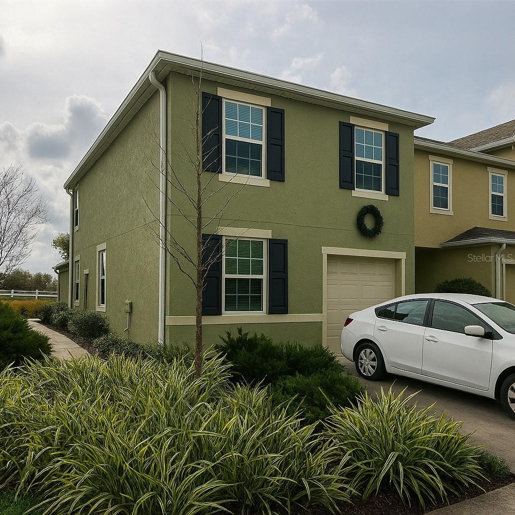 Amazing TOWNHOME for RENT at Lake Bluff at Town Center East!! Townhome is located in the city of Davenport, just minutes from Shopping, Restaurants, and Disney World theme parks. Lake Bluff is a gated community that offers a resort-style community pool. This property has a car Garage with a 2 car Driveway. Schedule your private appointment today