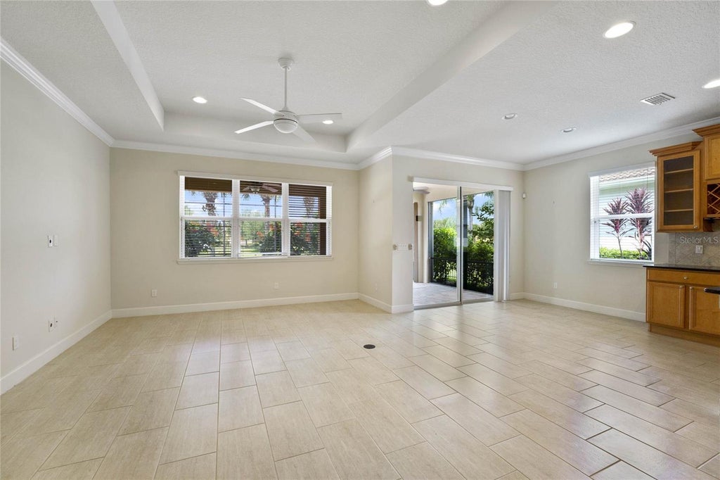 Photo of 11938 Autumn Fern Lane, Orlando, FL 32827 (MLS # O6447317)