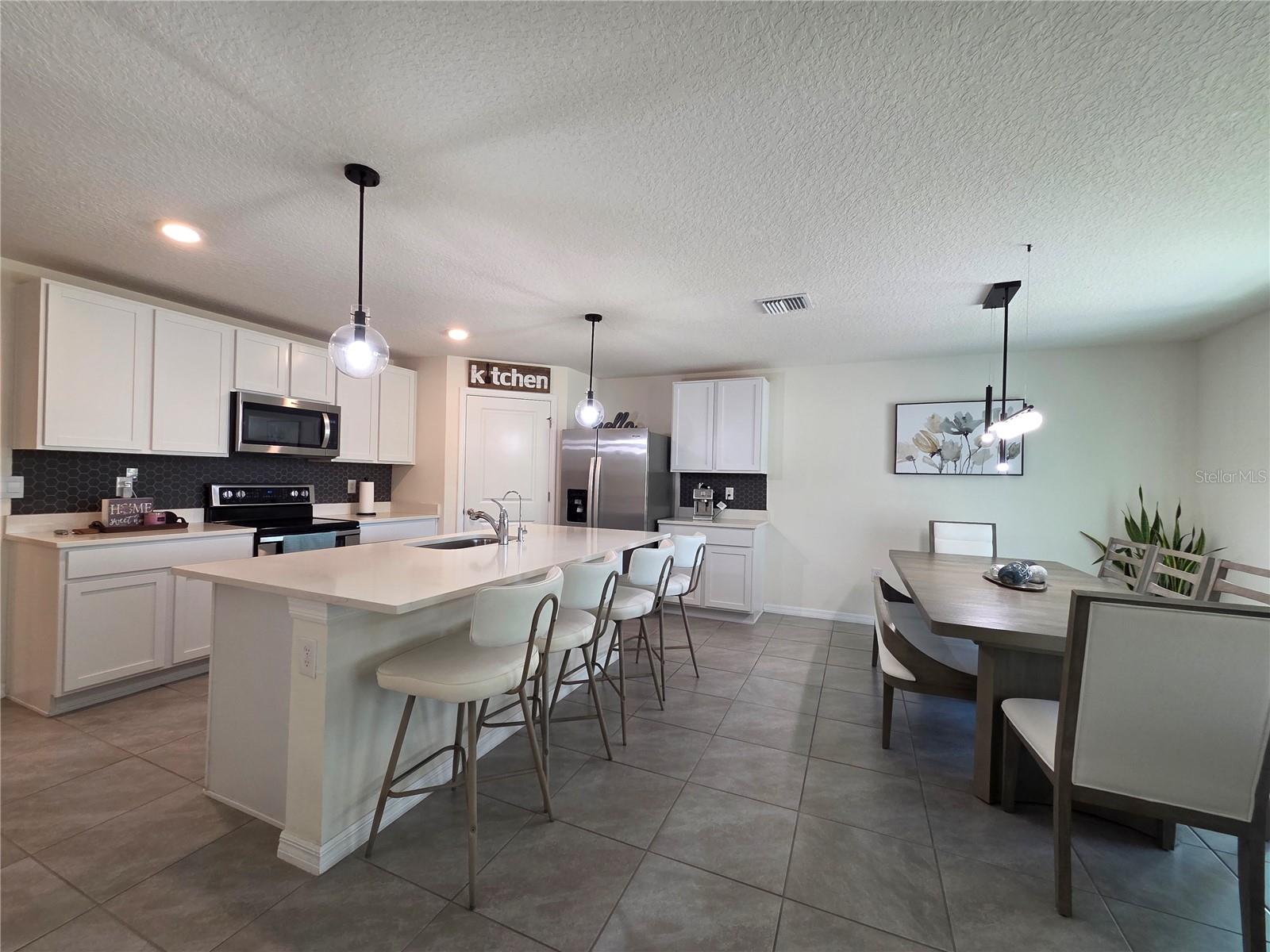 SPRING HILL - Residential
