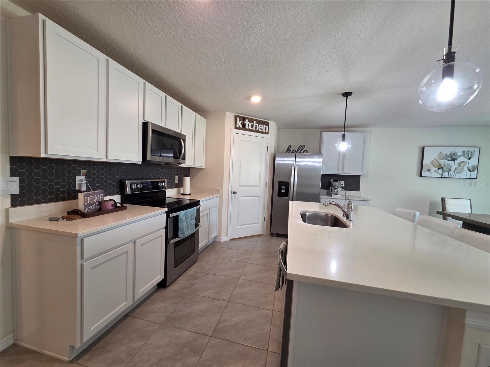 SPRING HILL - Residential