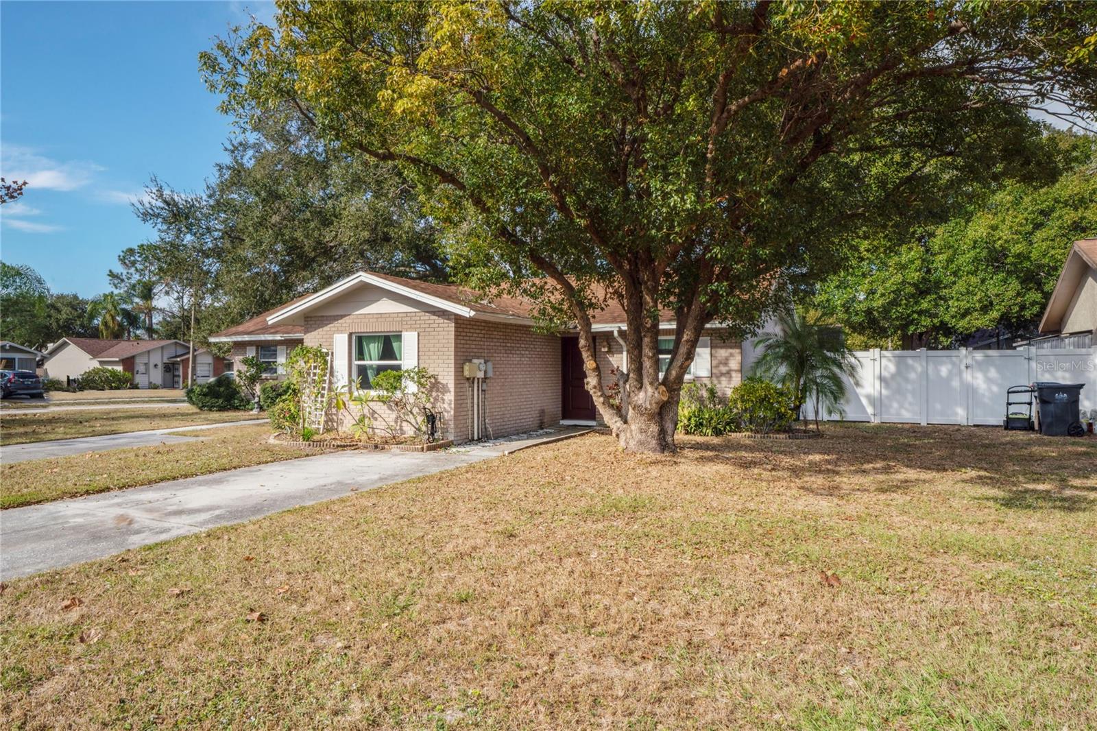 LOWELL VILLAGE - Residential