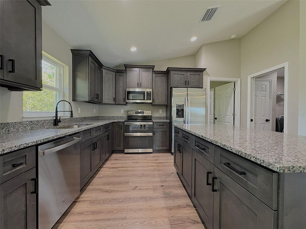 Photo of 13144 SW 73rd Avenue Road, Ocala, FL 34473 (MLS # OM718545)